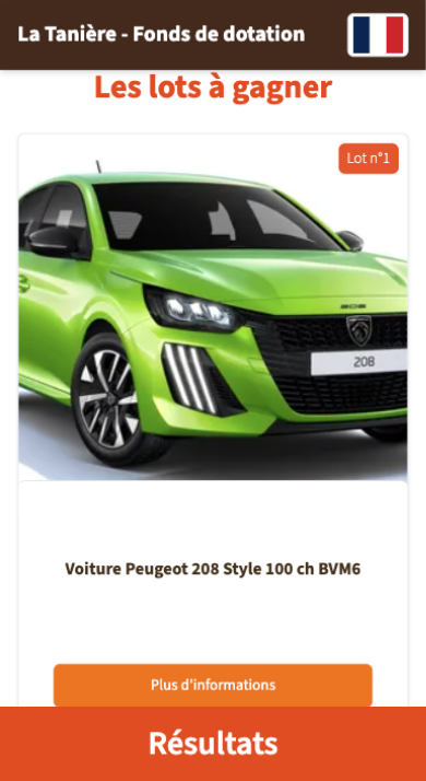 Écran iPhone — « Les lots à gagner » : la voiture Peugeot 208 verte présentée en lot n°1 avec bouton « Plus d'informations ».